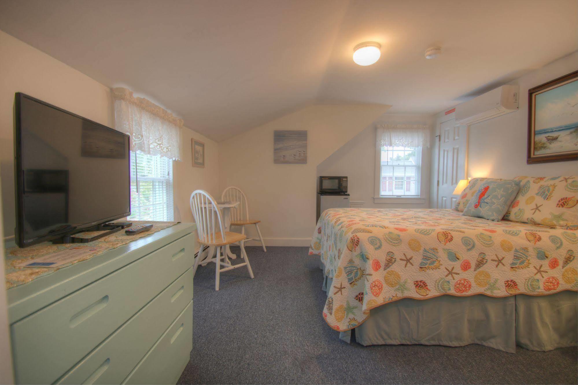 The Tern Inn Bed & Breakfast And Cottages West Harwich Exterior foto